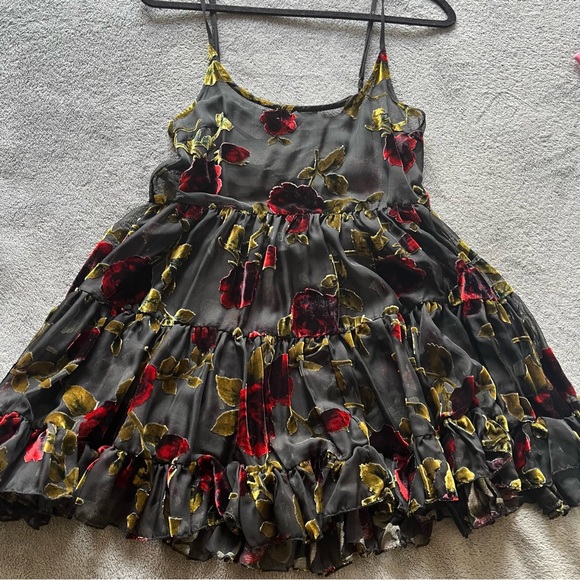 🚫SOLD🚫 babydoll dress with lace up back🖤 - Picture 3 of 4